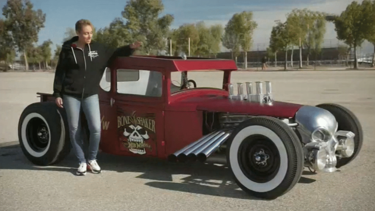 Hot Rod to the Core - In this premiere episod... - ClickView