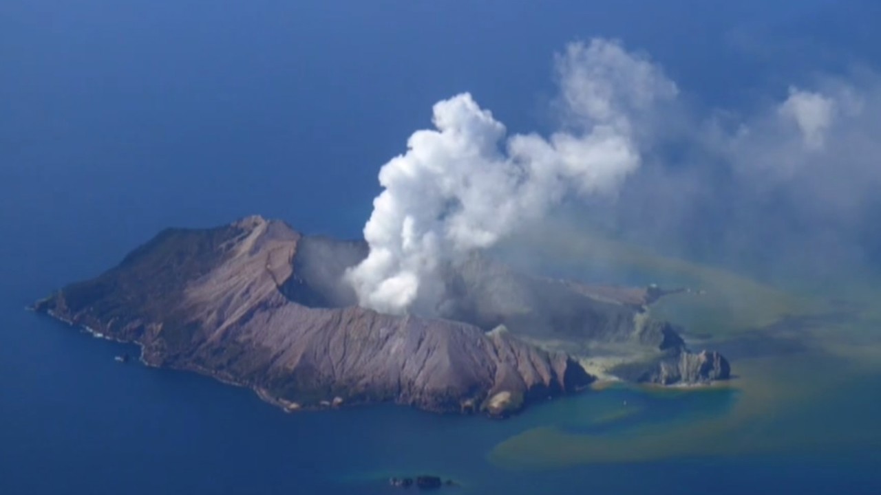 Trapped in the Volcano - How the cruise of a... - ClickView