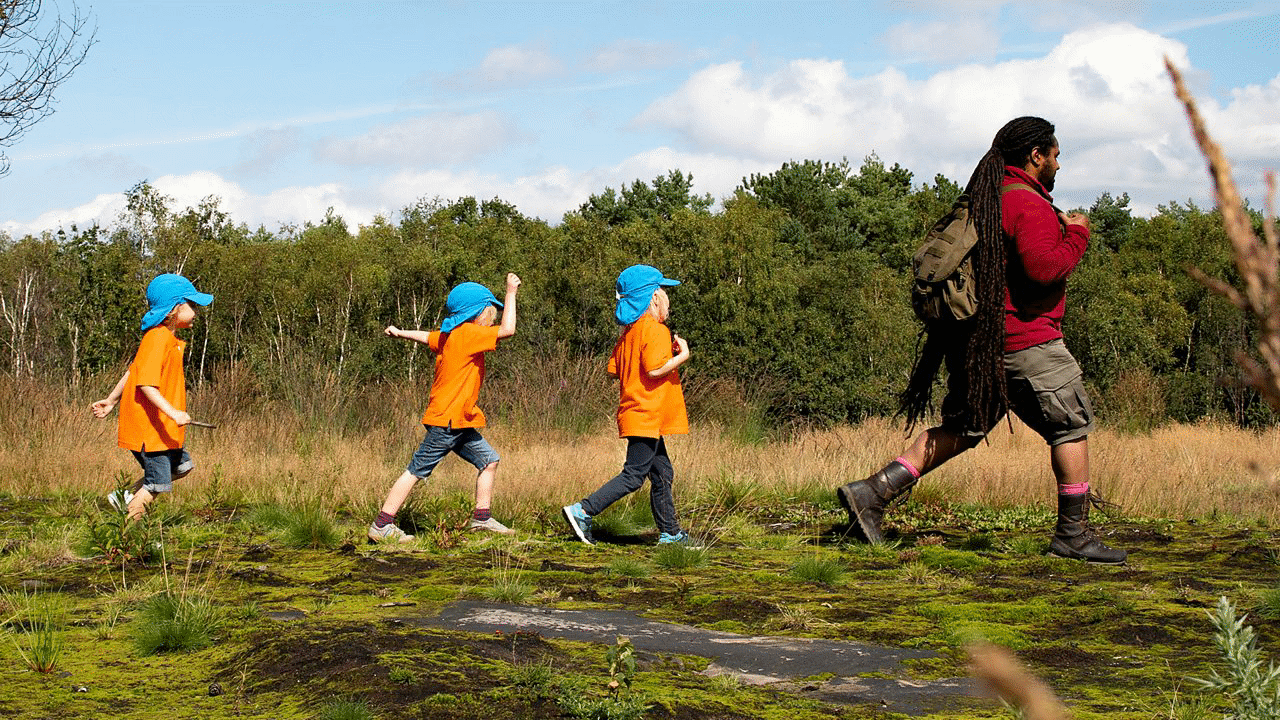 Let’s Go for a Walk - Airs 11:10 AM 12 Jul 2023 on Cbeebies HD - ClickView