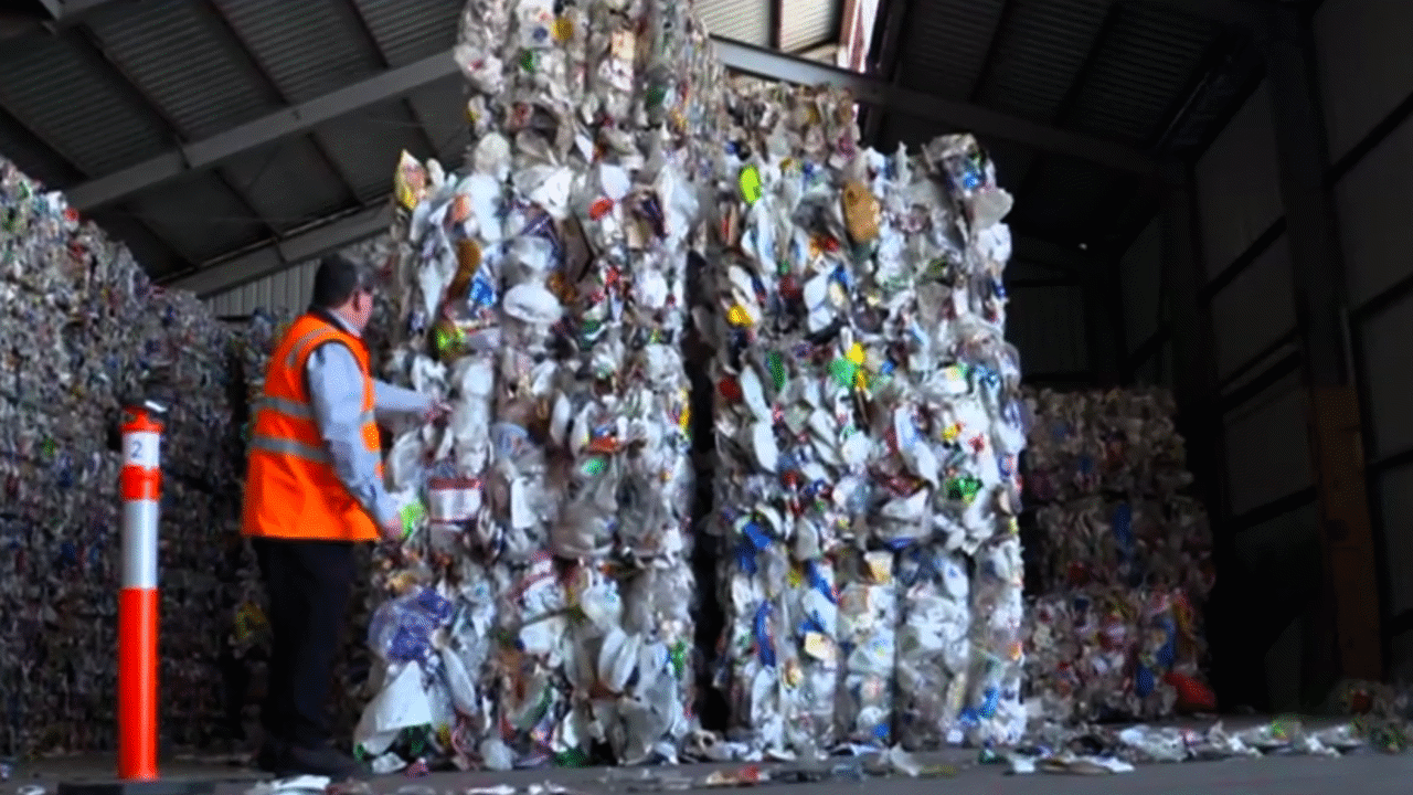 Plastic Emissions - The amount of plastic we... - ClickView